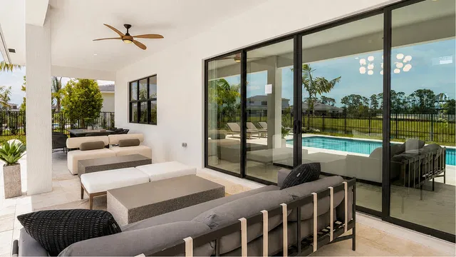 Whitmore Estates Residence photo 6