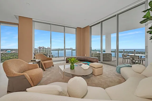 Alba Palm Beach Unit 2101 photo 10