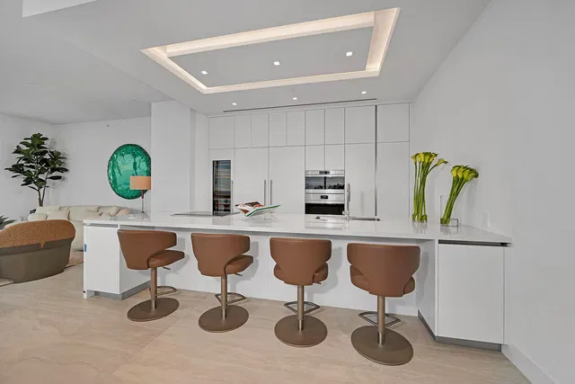 Alba Palm Beach Unit 2101 photo 20