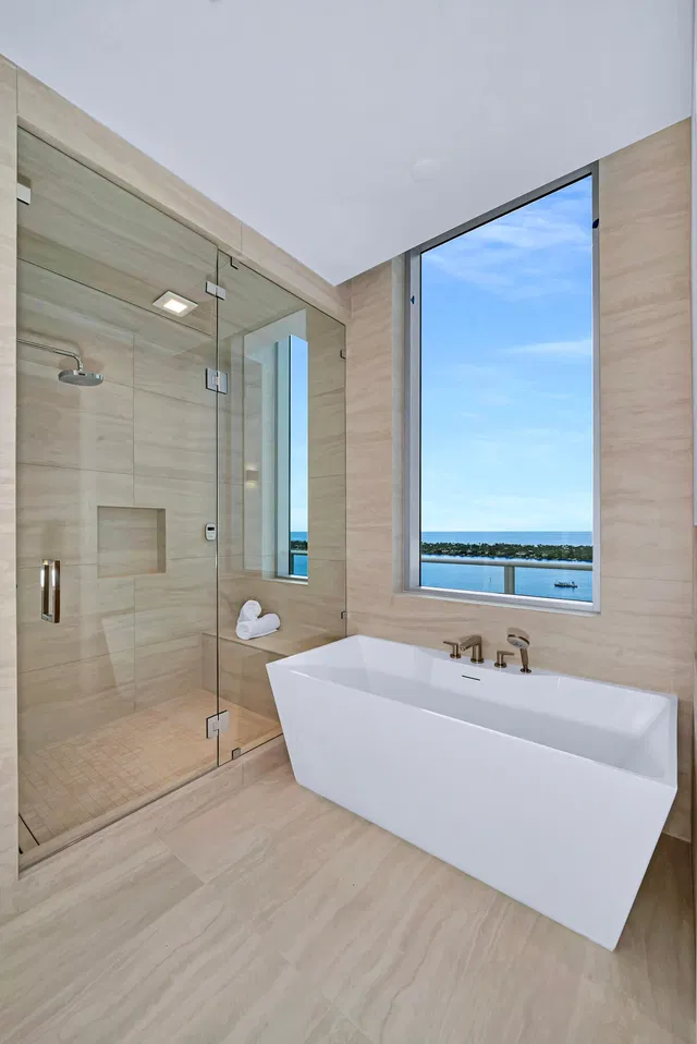 Alba Palm Beach Unit 2101 photo 39