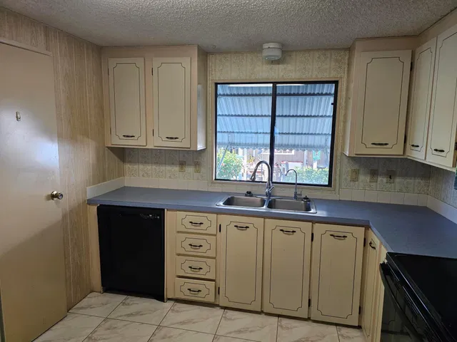 Residence photo 9