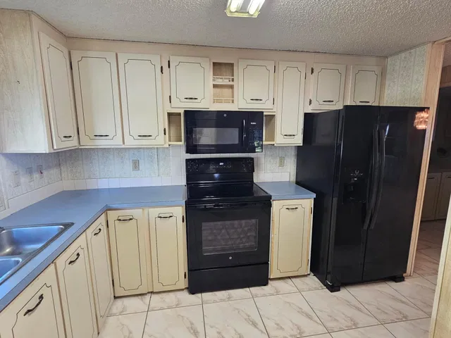 Residence photo 12