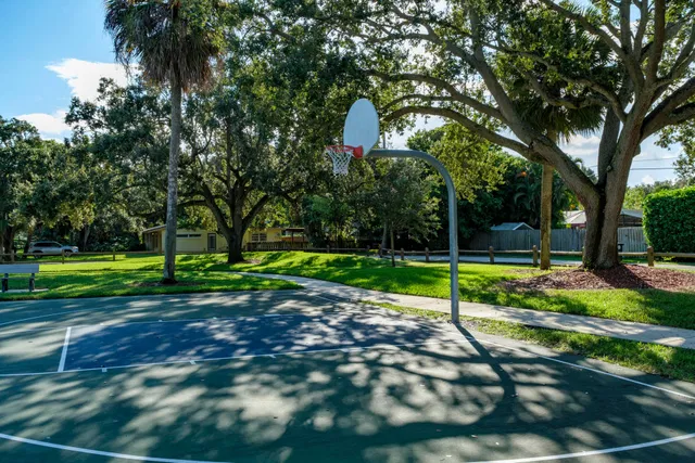 Residence photo 14