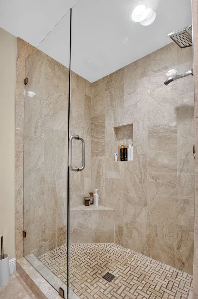 Unit 126A photo 45