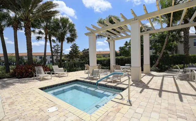 Enclave at Boca Dunes Residence photo 23