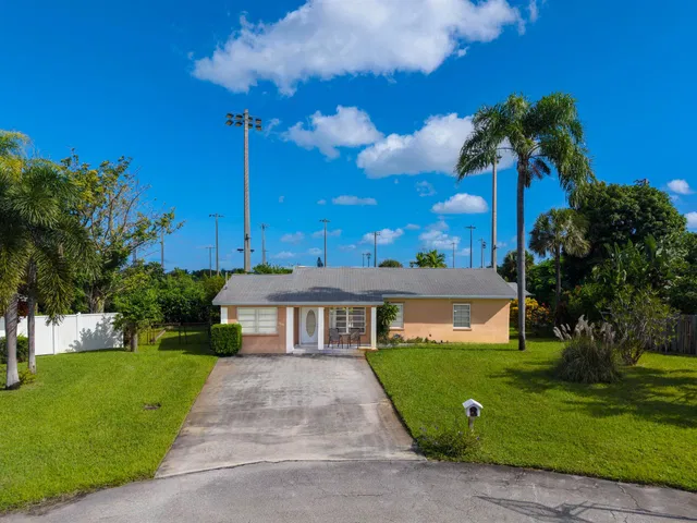 Residence photo 5