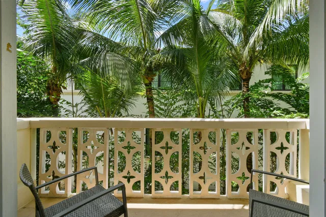 In-Town Palm Beach Unit 2H photo 12