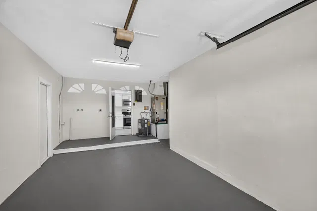  Residence photo 24