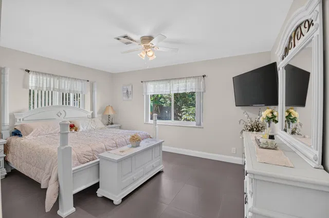 Residence photo 34
