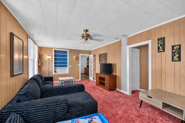  Residence photo 15