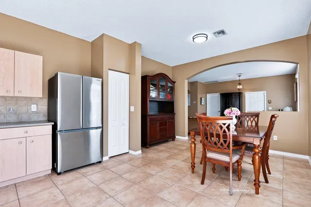  Residence photo 9