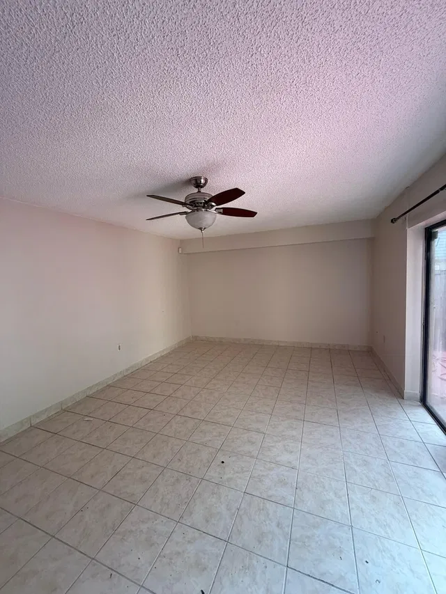 Residence photo 9