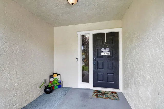 Residence photo 5