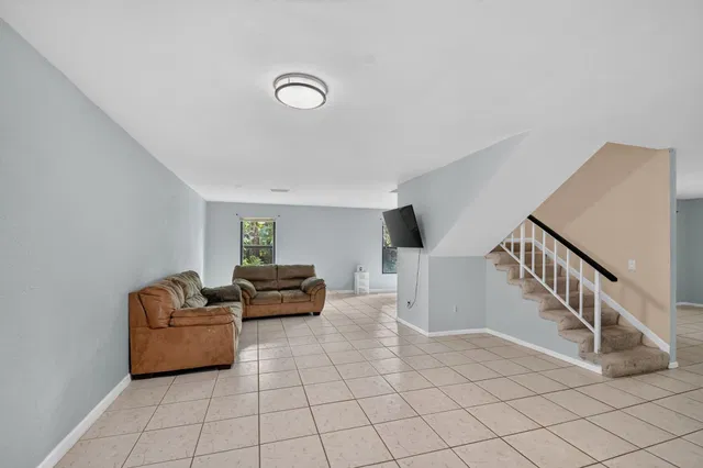 Residence photo 14