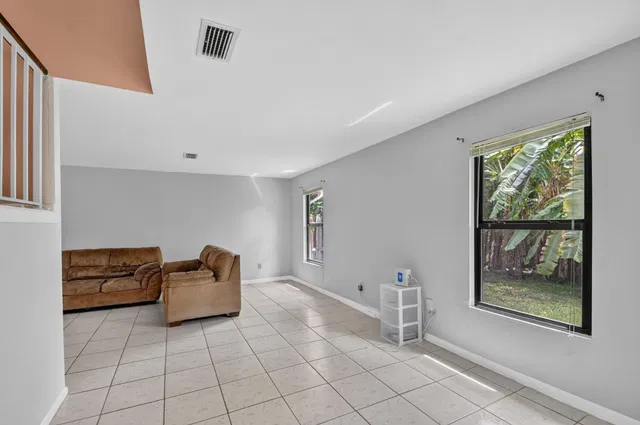 Residence photo 21