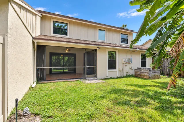 Residence photo 47