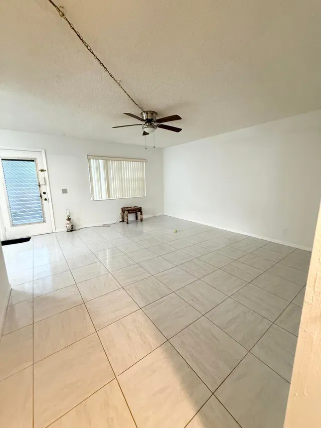  Residence photo 13