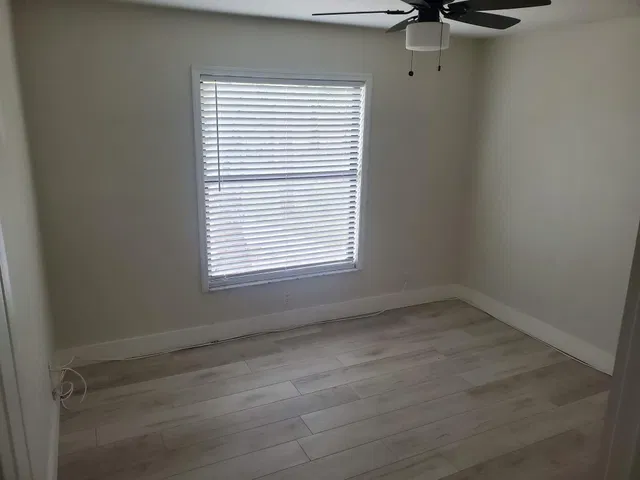 Residence photo 24