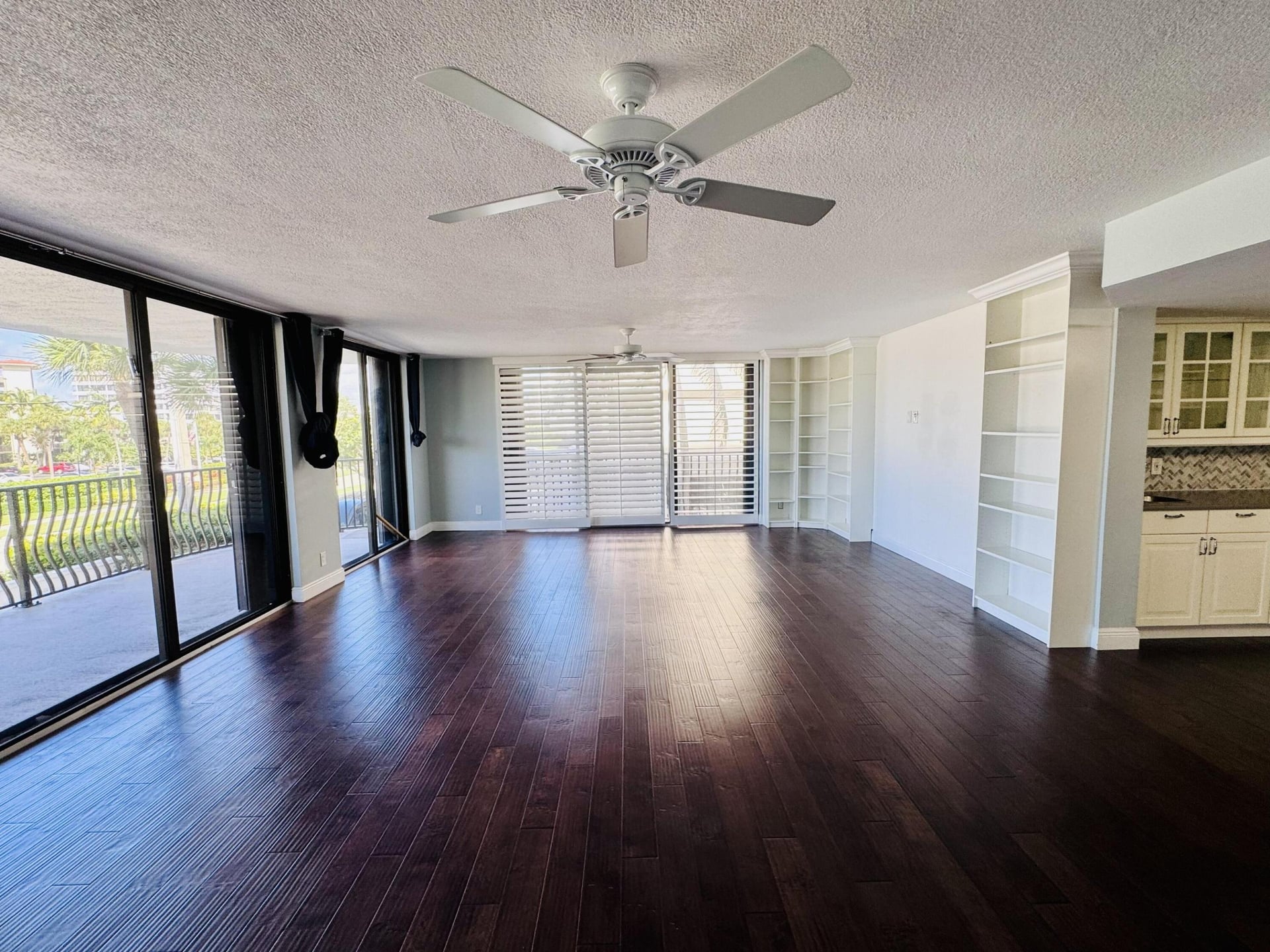 South Palm Beach Unit 103 photo 10