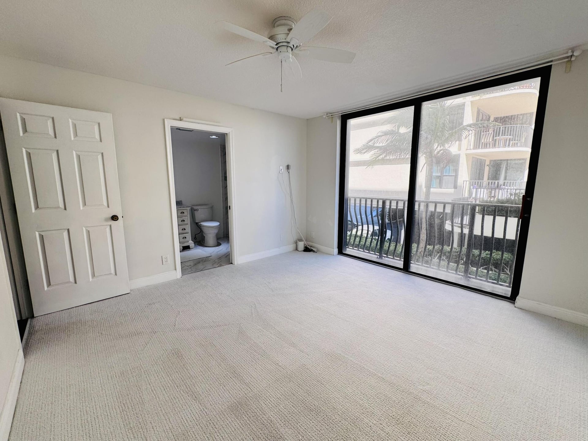 South Palm Beach Unit 103 photo 18