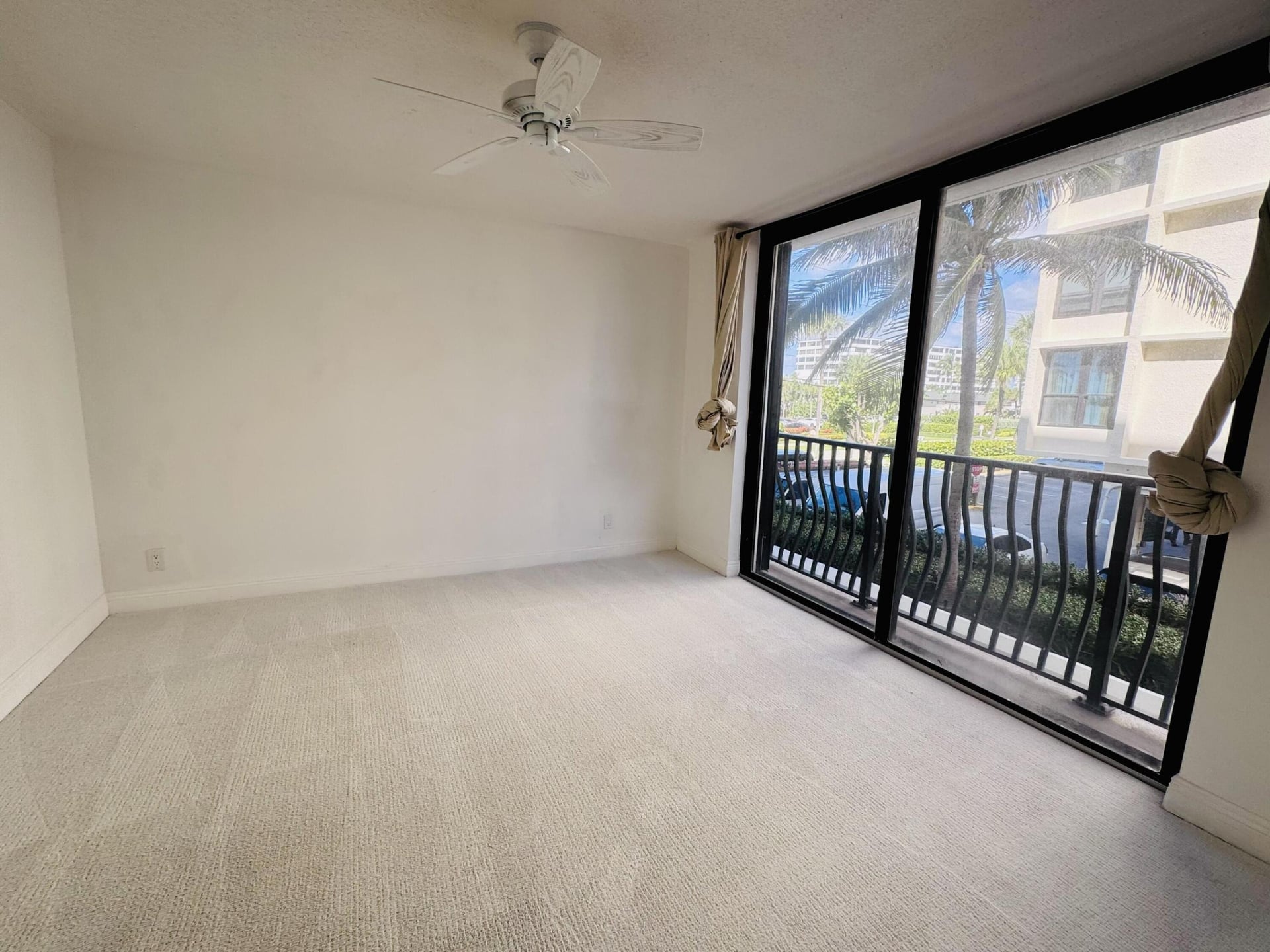 South Palm Beach Unit 103 photo 23