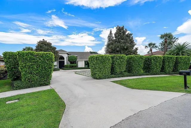 Residence photo 4