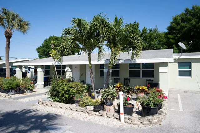 Residence photo 16