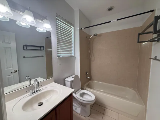 Residence photo 8