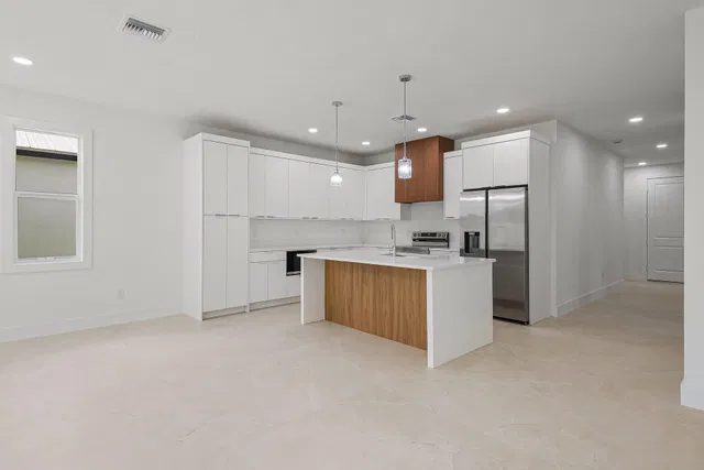 Residence photo 5