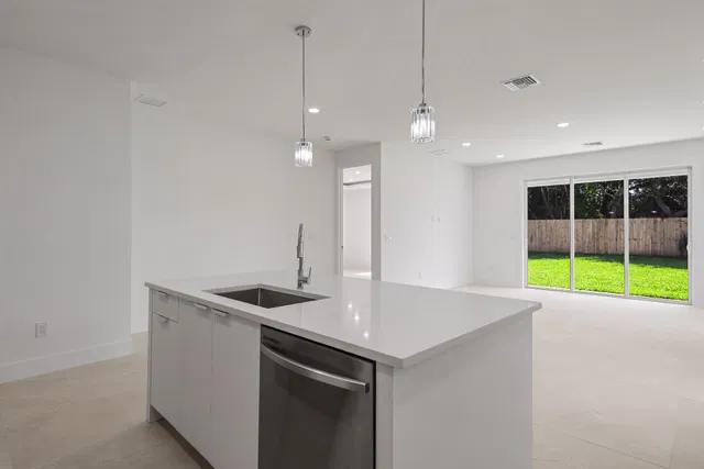 Residence photo 11