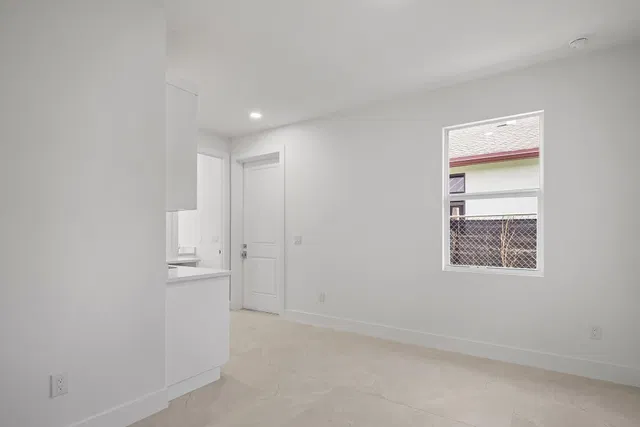 Residence photo 23
