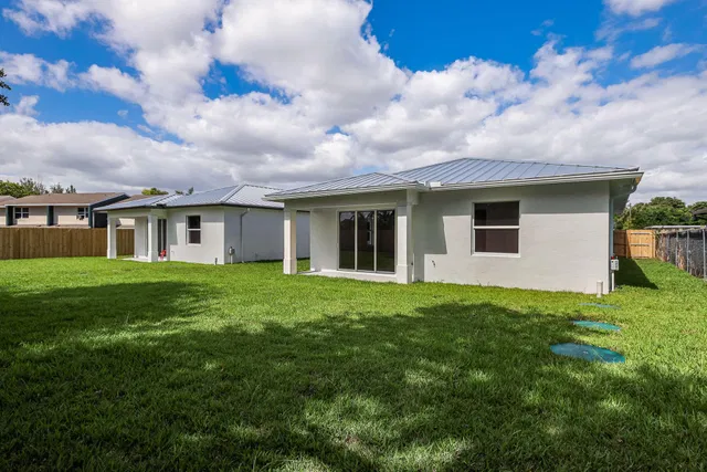 Residence photo 27