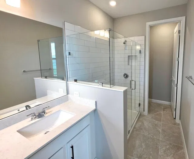 Unit Latitude 205-07 photo 13