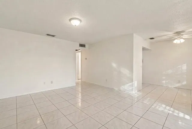 Residence photo 14