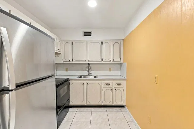 Residence photo 33