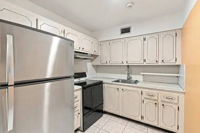 Residence photo 35