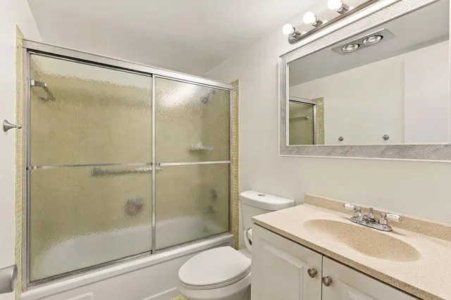 Residence photo 37