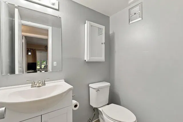 Residence photo 48