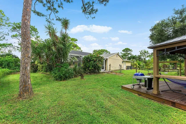  Residence photo 15