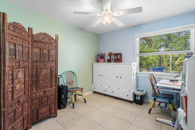  Residence photo 35