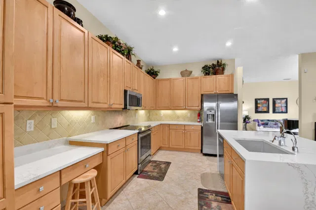 Residence photo 18
