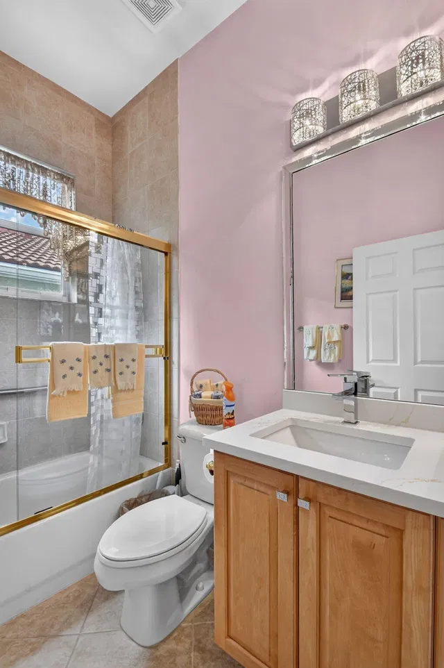 Residence photo 42
