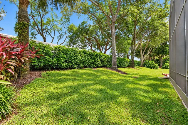 Residence photo 61