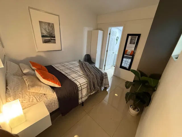 Residence photo 18