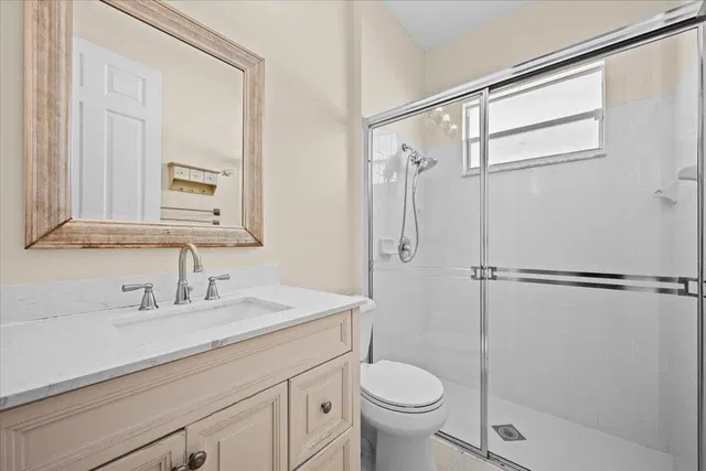  Residence photo 17