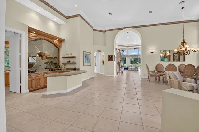 Woodfield Country Club Residence photo 11