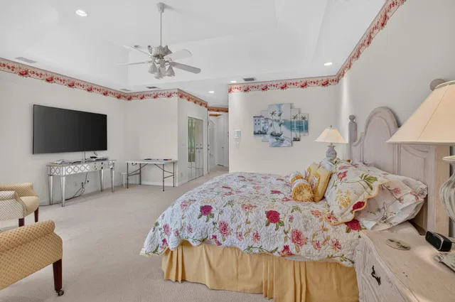 Woodfield Country Club Residence photo 29
