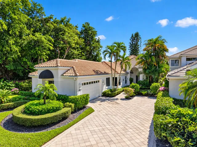 Woodfield Country Club Residence photo 57