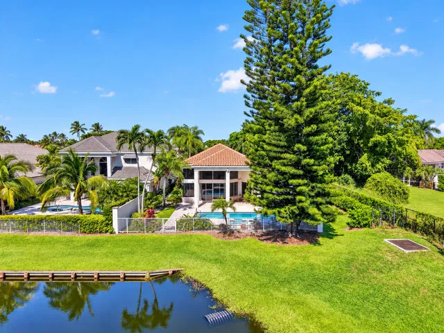 Woodfield Country Club Residence photo 60