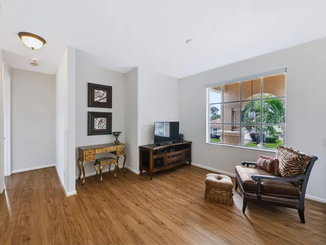 Residence photo 21